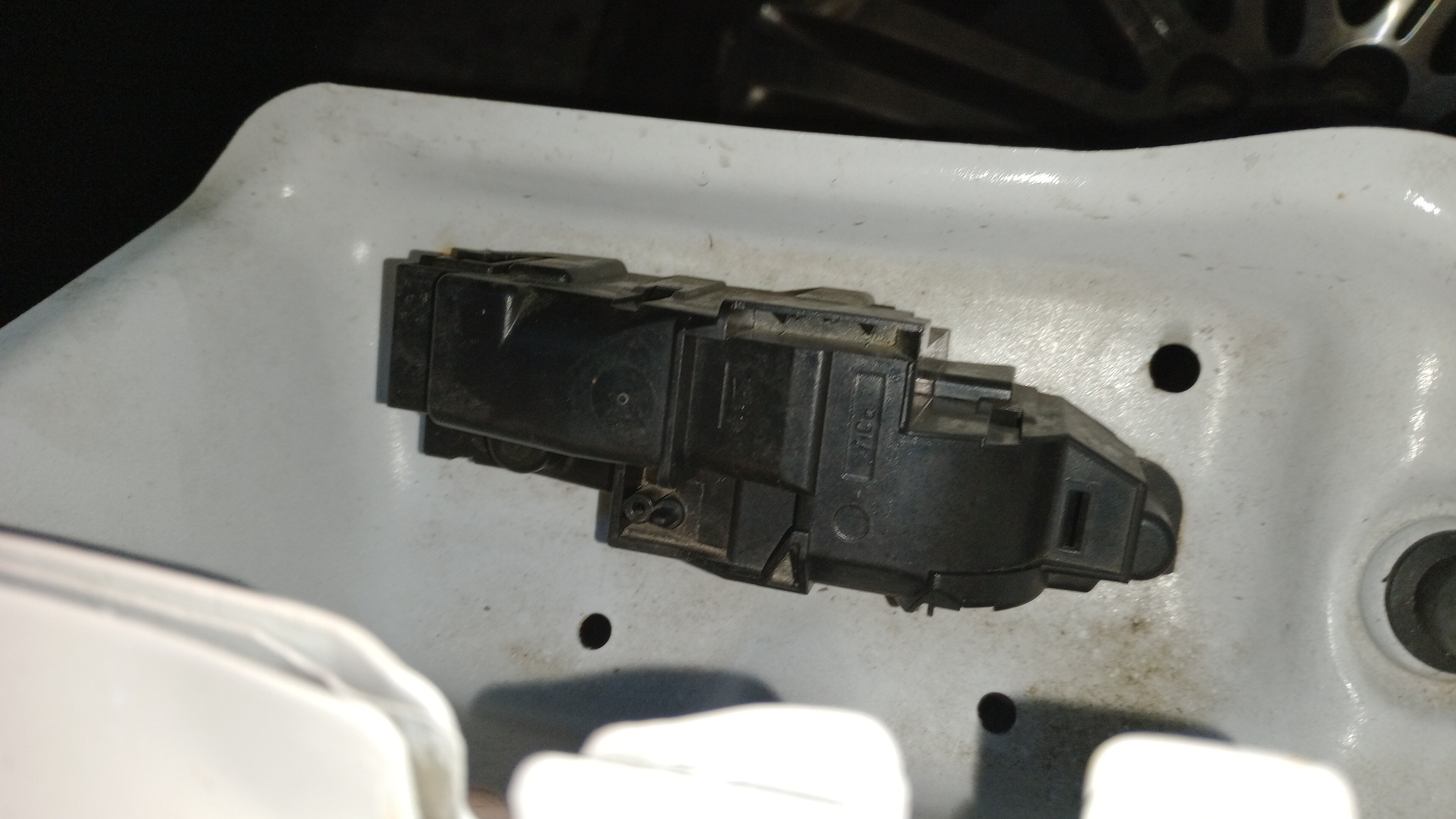 Fecho de Mala PEUGEOT RCZ | 10 - 15