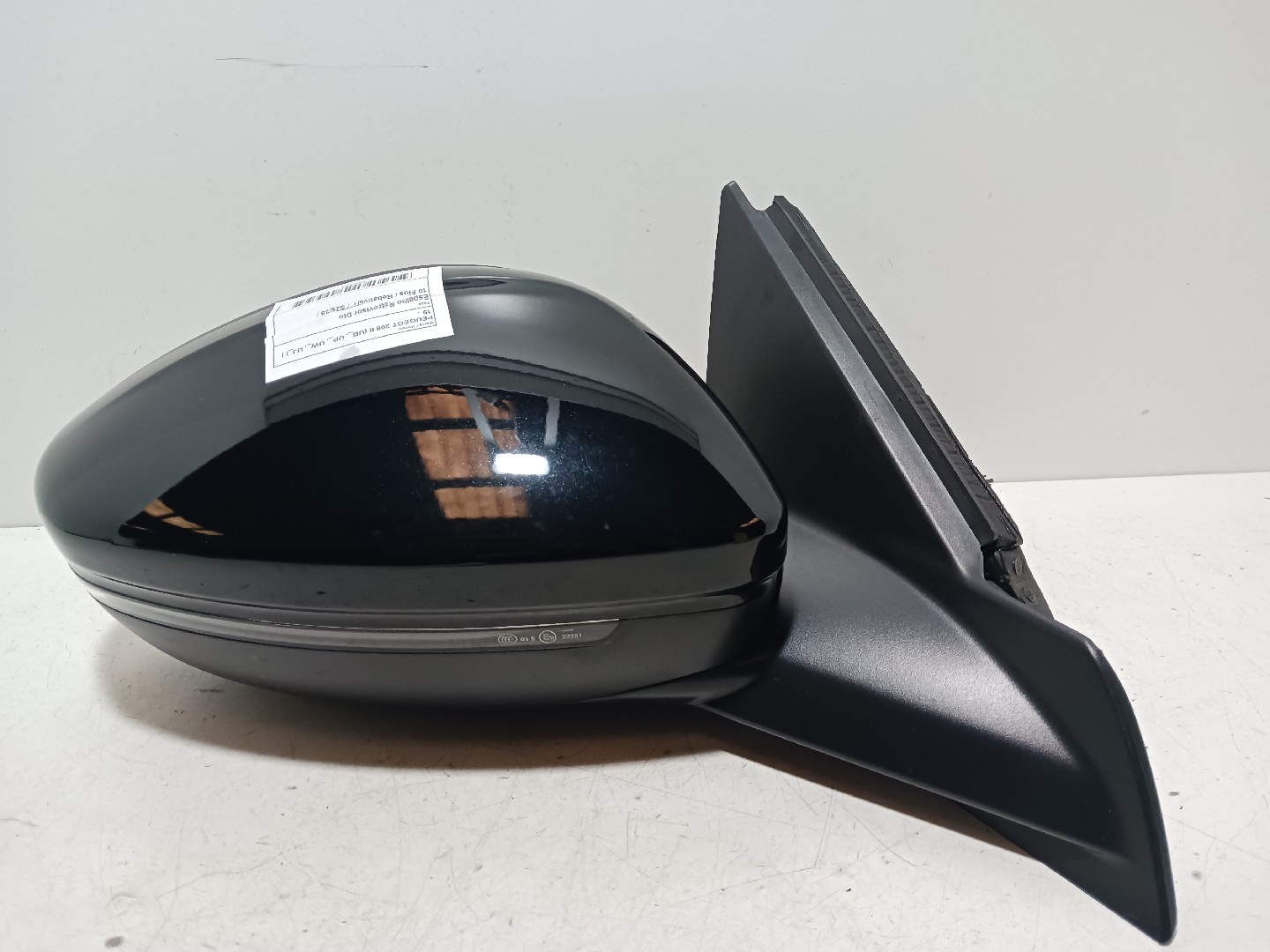 Espelho Retrovisor Dto PEUGEOT 208 II (UB_, UP_, UW_, UJ_) | 19 - 