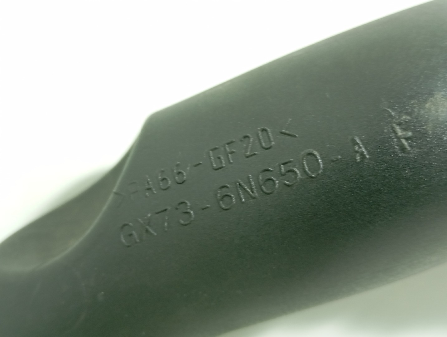 Tubo del intercooler de Jaguar Xe (x760) 2015-0 GX736N650 / GX736N650A