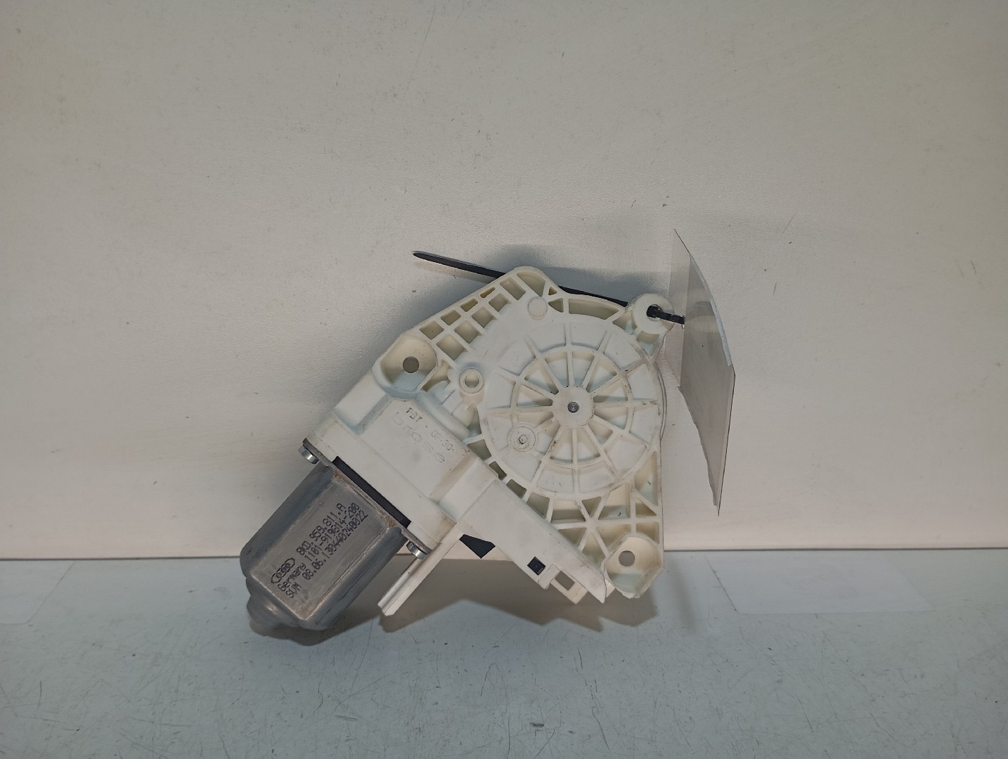 Motor elevador vidro Trás Esq AUDI A4 (8K2, B8) | 07 - 15