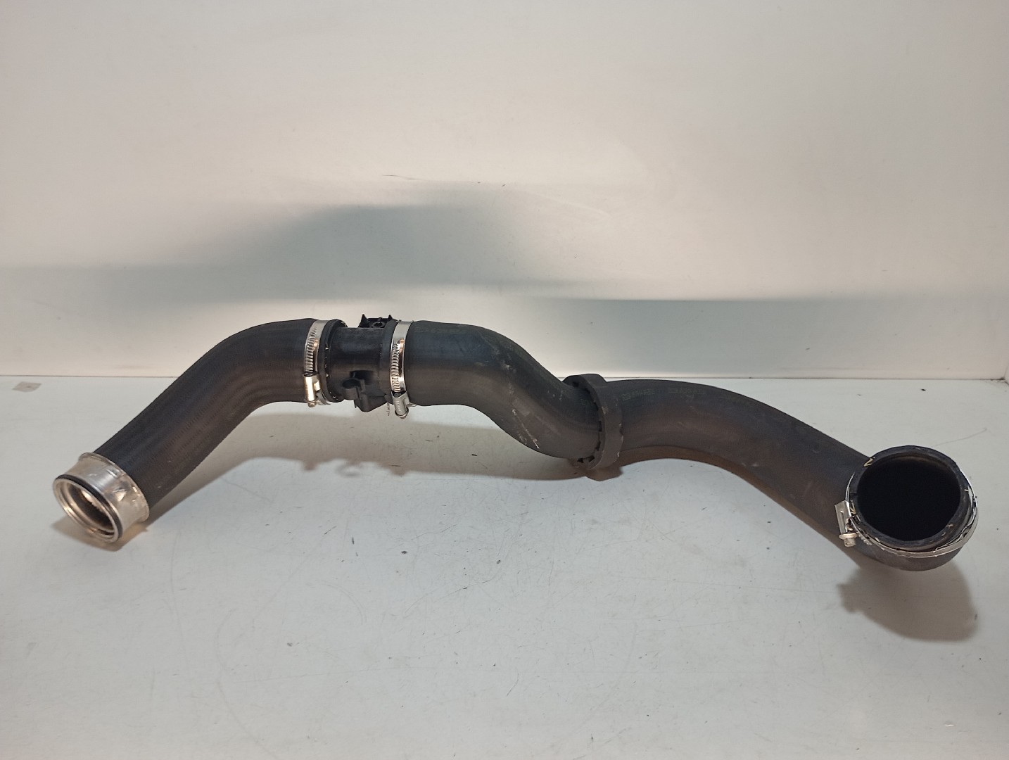 Tubo intercooler VOLKSWAGEN TRANSPORTER T5 Caixa (7HA, 7HH, 7EA, 7EH) | 03 - 