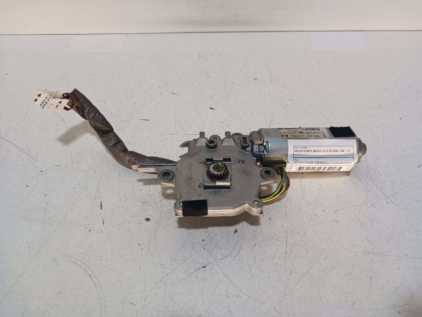 Motor do teto de abrir  MERCEDES-BENZ CLS (C219) | 04 - 11