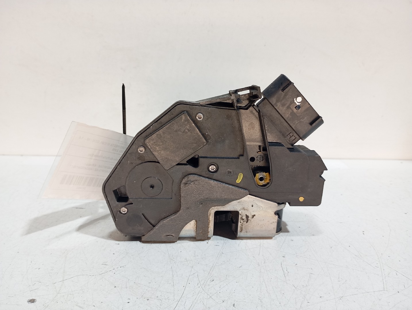 Fecho da Porta Frente Esq FORD FIESTA VI (CB1, CCN) | 08 - 