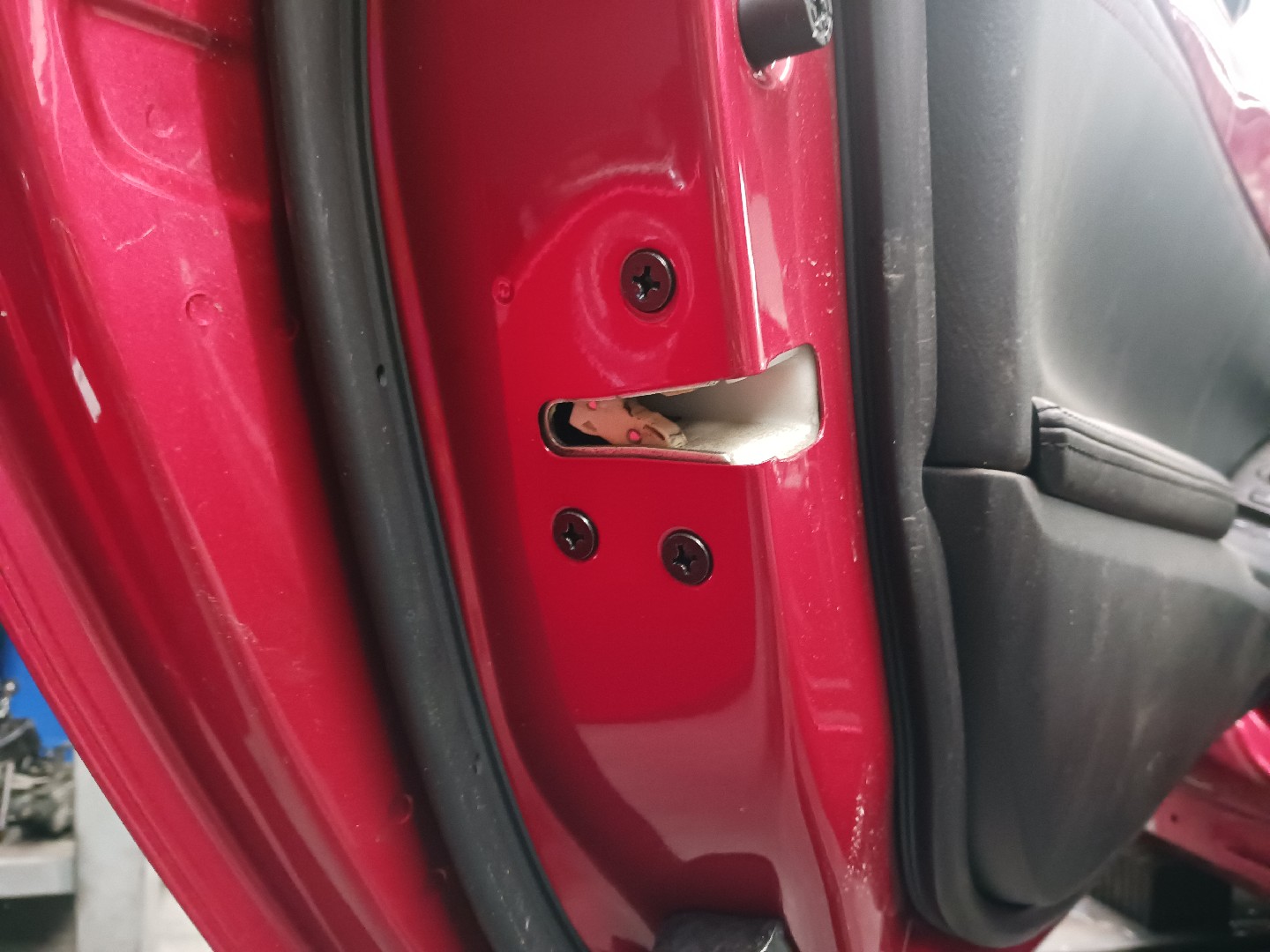 Cierre Puerta Delatera Izq. MAZDA MX-5 IV (ND) | 15 - 
