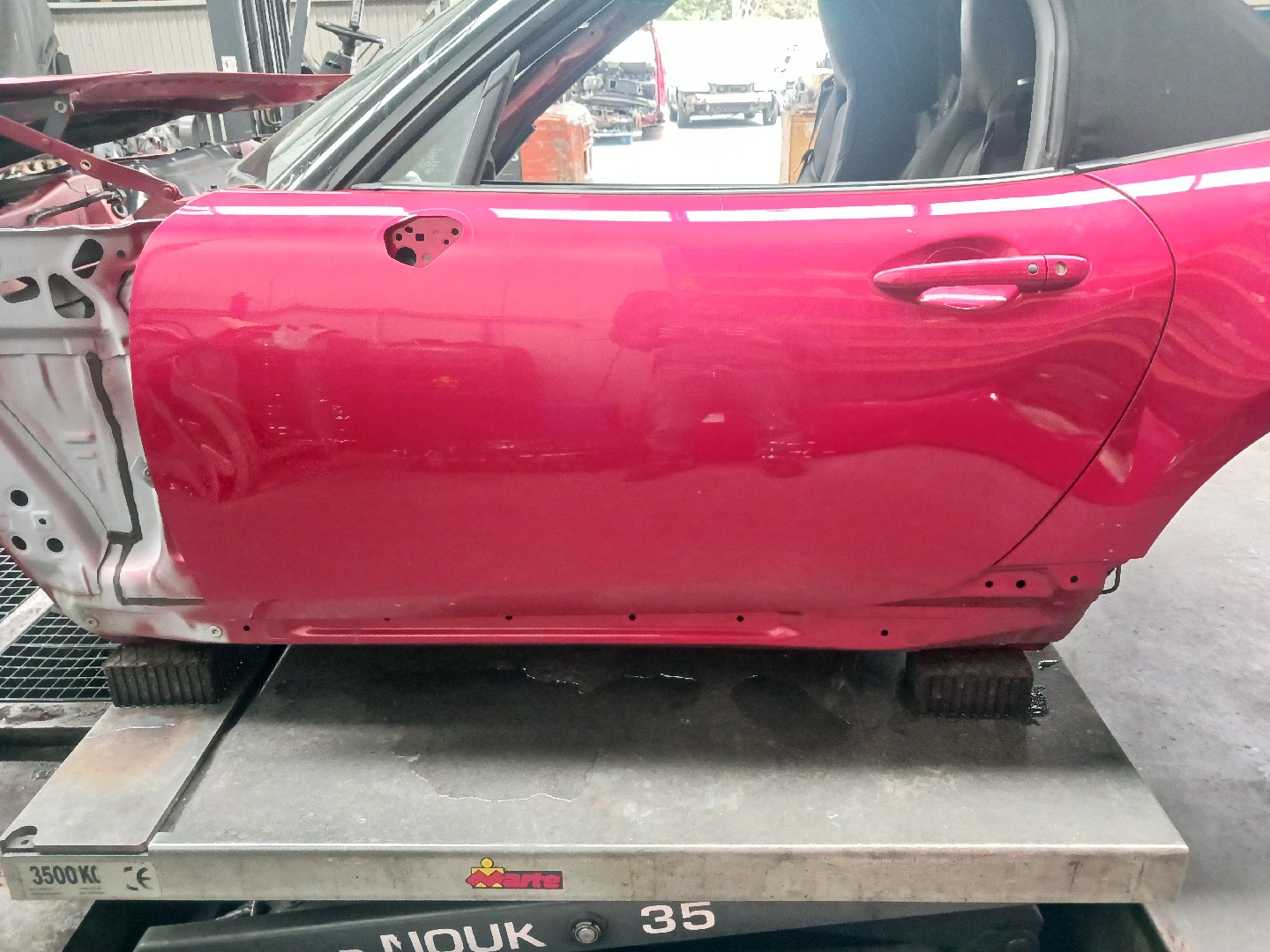 Puerta Delantera Izq MAZDA MX-5 IV (ND) | 15 - 