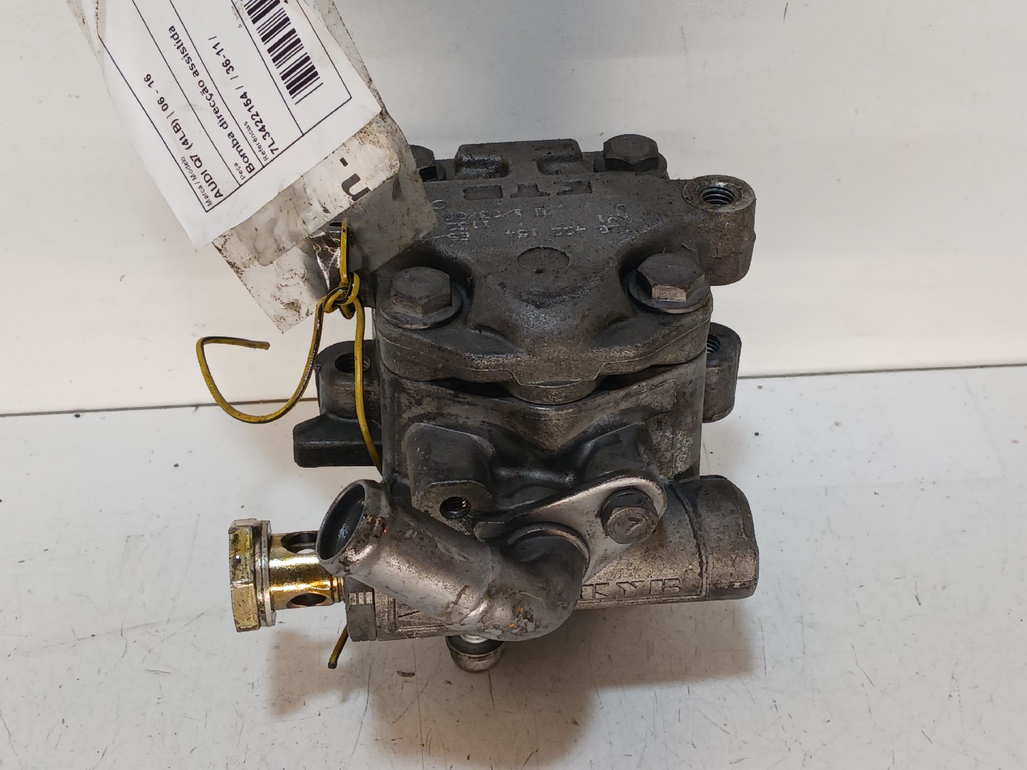 Bomba direcção assistida AUDI Q7 (4LB) | 06 - 16