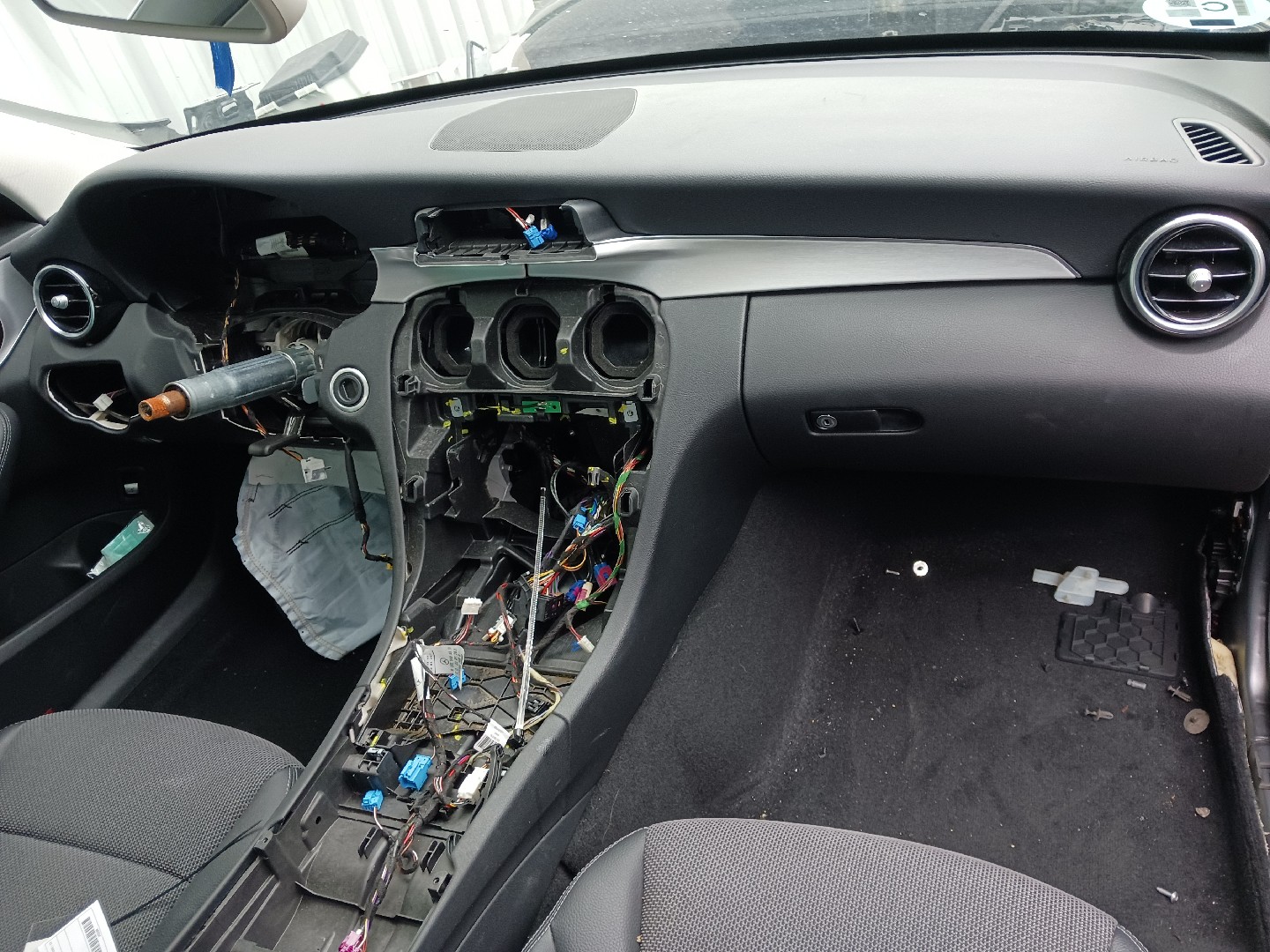 Tablier MERCEDES-BENZ C-CLASS (W205) | 13 - 