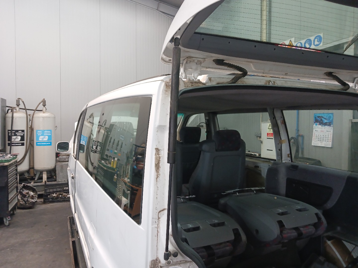 Amortecedor de mala MERCEDES-BENZ VITO Autocarro (638) | 96 - 03
