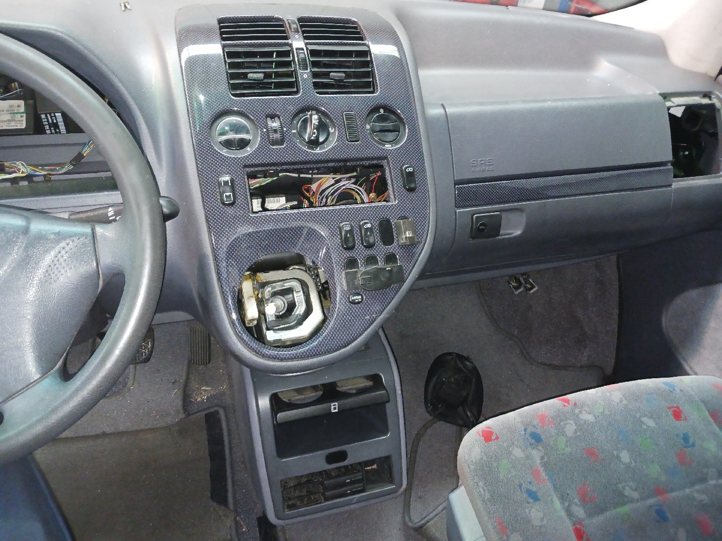 Consola Central MERCEDES-BENZ VITO Autocarro (638) | 96 - 03