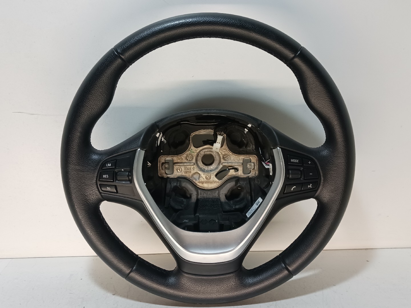 steering wheel BMW 3 (F30, F80) | 11 - 18