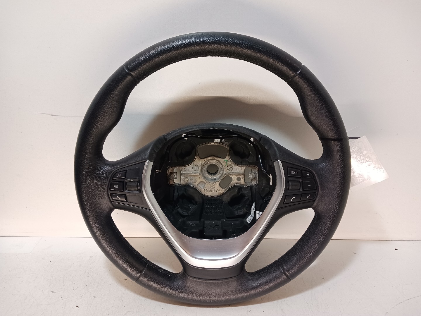 steering wheel BMW 1 (F20) | 11 - 19