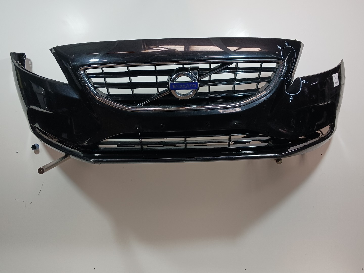 Para Choques Frente VOLVO V40 Hatchback (525, 526) | 12 - 
