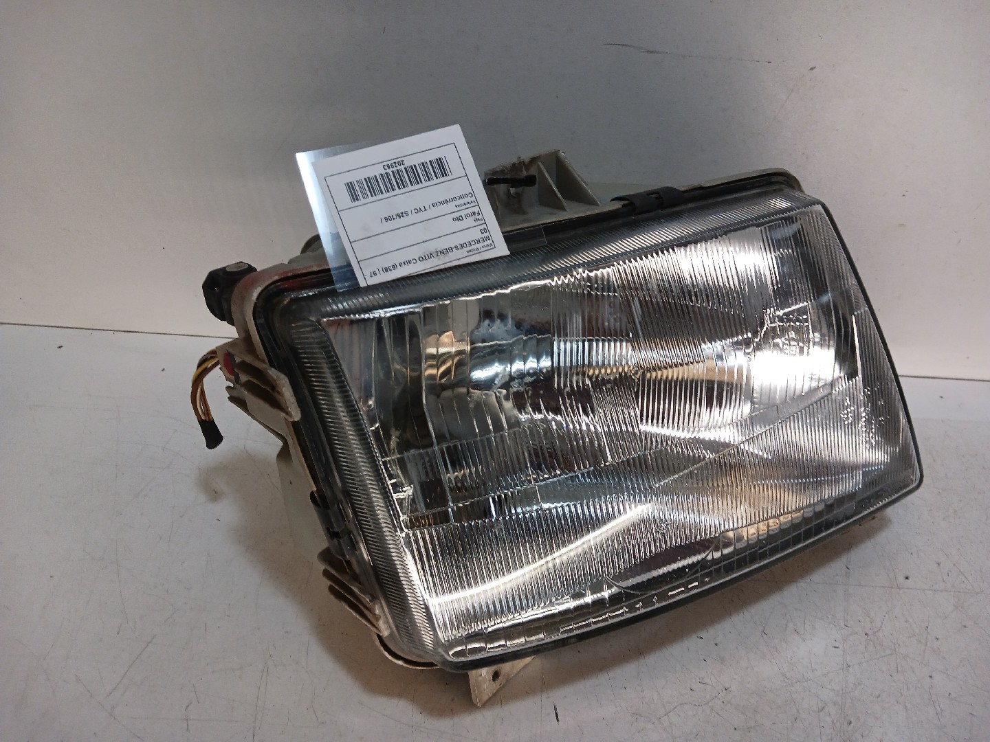 Farol Dto MERCEDES-BENZ VITO Caixa (638) | 97 - 03