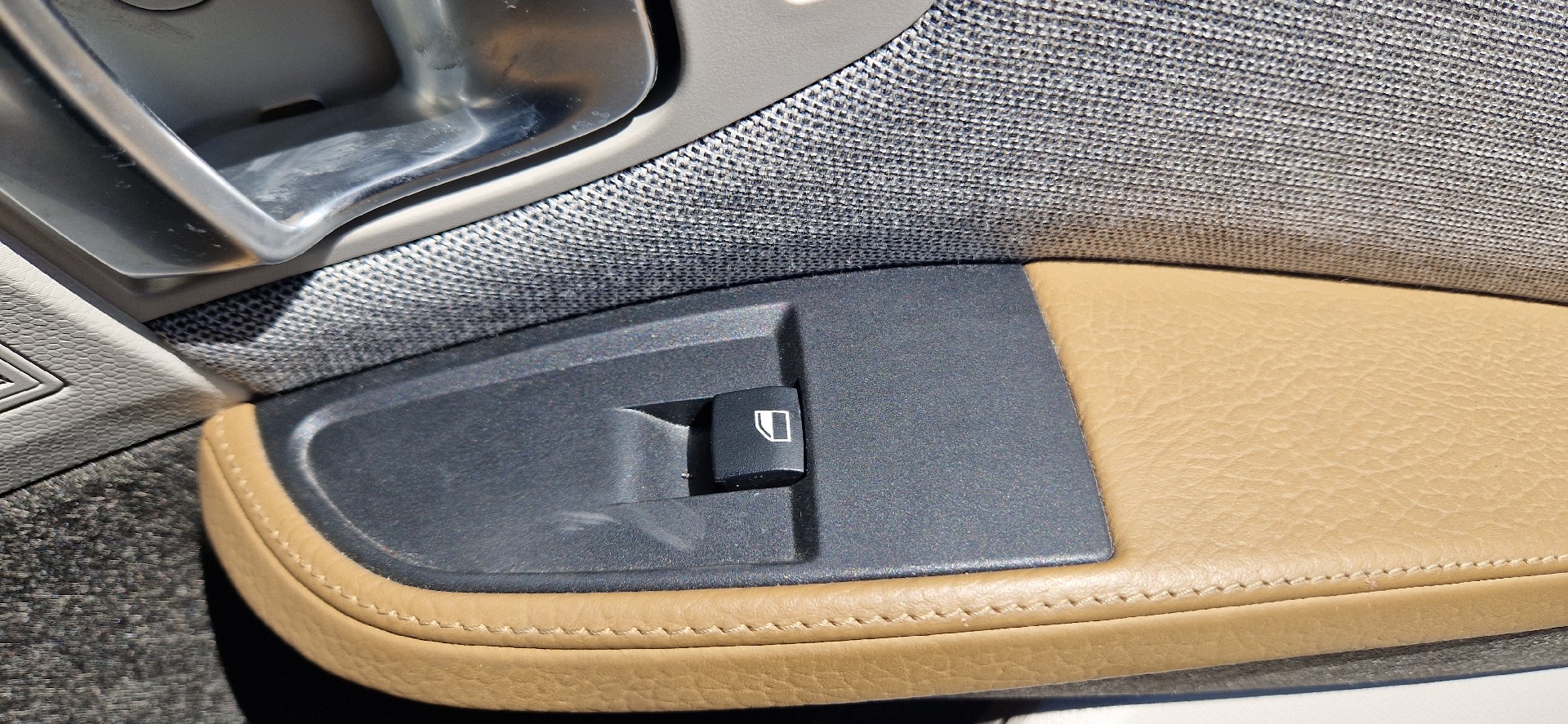 Interruptor vidros Frt Dto BMW i3 (I01) | 13 - 