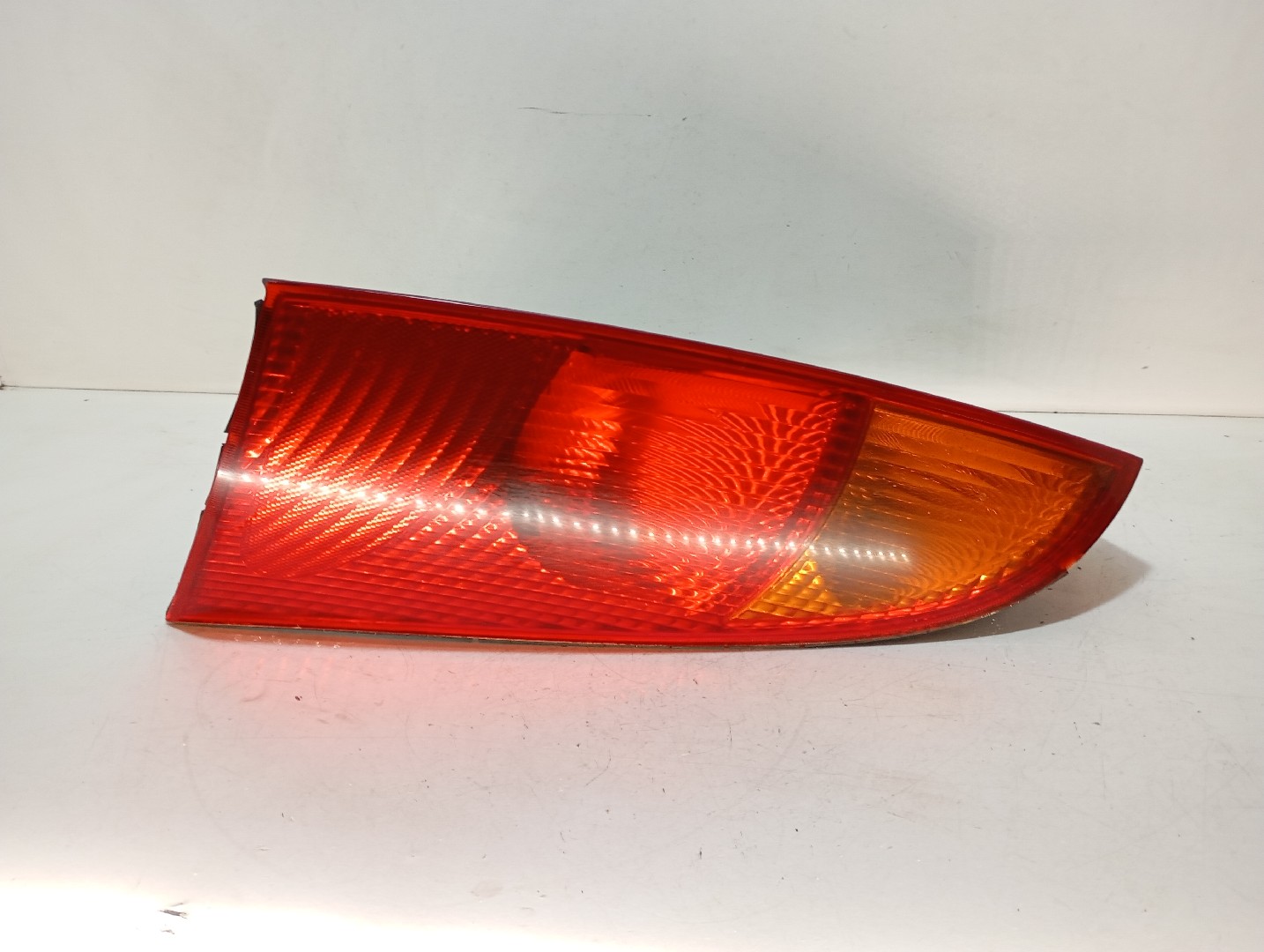 Farolim Stop Esq FORD FOCUS (DAW, DBW) | 98 - 09
