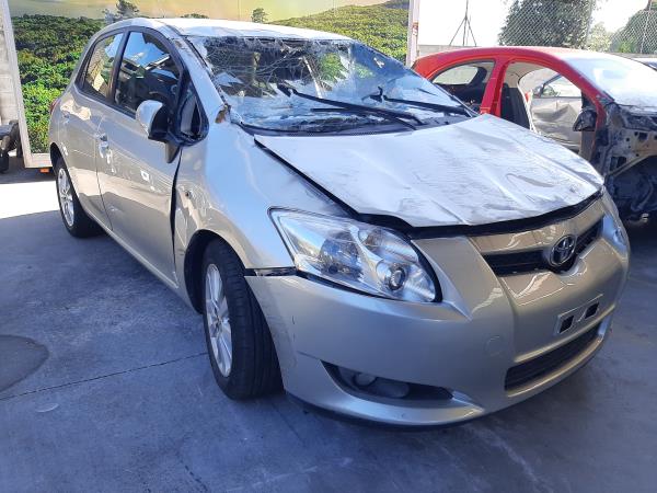 Carroçaria / Cabine TOYOTA AURIS (_E15_) | 06 - 12