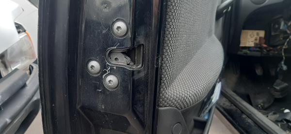 Fecho da Porta Frente Esq FIAT PUNTO (188_) | 99 - 12