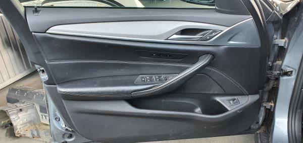 Banco/s BMW 5 Touring (G31) | 17 - 