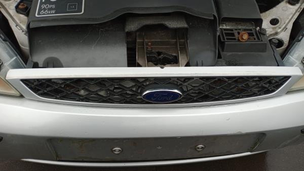 Grelha da frente FORD FOCUS Turnier (DNW) | 99 - 07