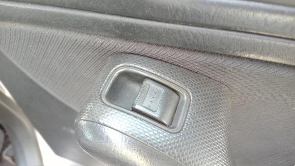 Interruptor vidros Trás Dto HONDA CIVIC VII três volumes (ES, ET) | 00 - 06
