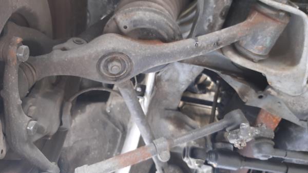 Braço suspensão Frt Dto MERCEDES-BENZ W 123 | 76 - 85