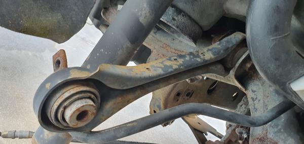 Braço suspensão Tras Dto BMW 3 Touring (E91) | 04 - 12