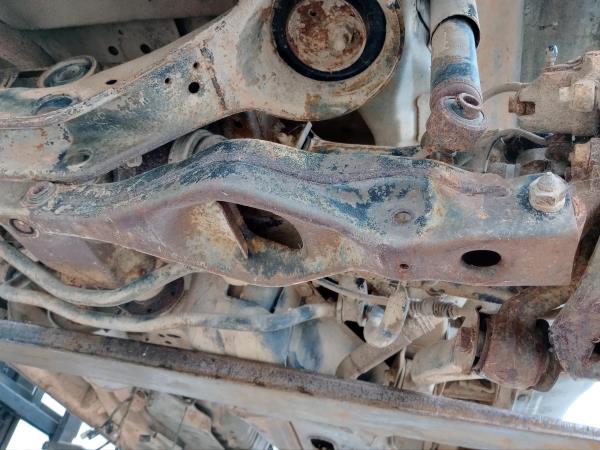 Braço suspensão Tras Dto MITSUBISHI PAJERO III (V7_W, V6_W) | 99 - 07