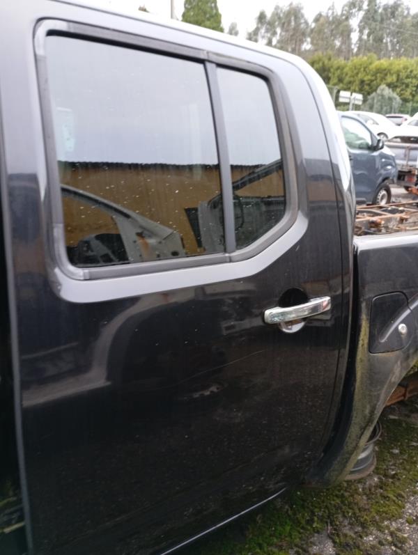 Porta Trás Esq NISSAN NP300 NAVARA (D40) | 04 - 