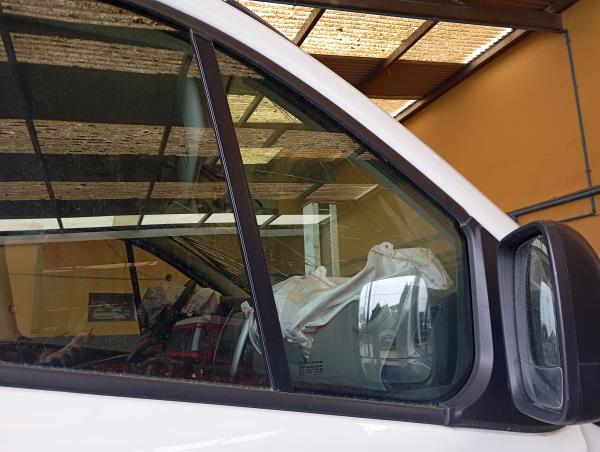 Vidro Frt Dto RENAULT TRAFIC III Caixa (FG_) | 14 - 