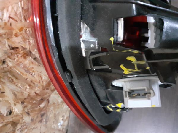 Farolim esquerdo mala OPEL CORSA E (X15) | 14 -  Imagem-3