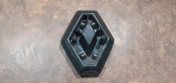 Emblema RENAULT CLIO III (BR0/1, CR0/1) | 05 -  Imagem-1