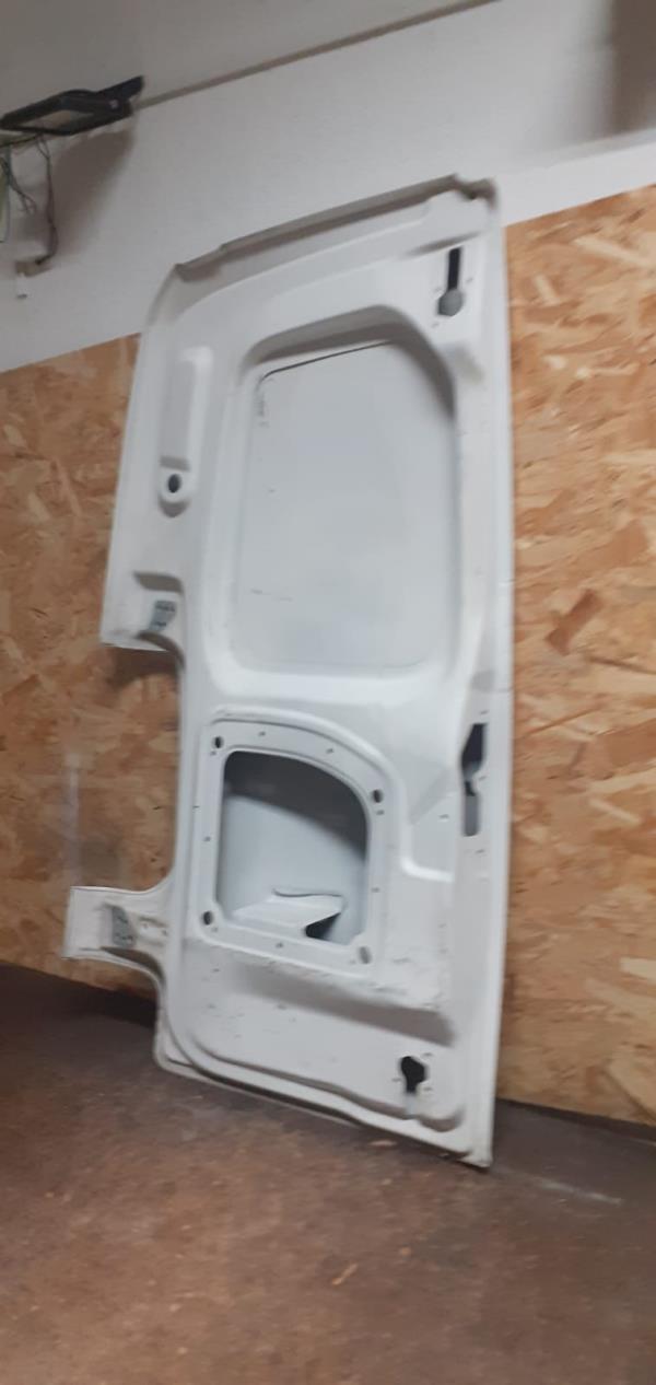 Porta Trás Dto PEUGEOT PARTNER Caixa (K9) | 18 -  Imagem-1