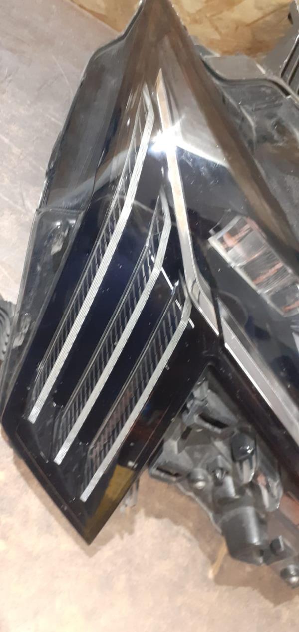 Ótica Dto PEUGEOT 508 SW II (FC_, FJ_, F4_) | 18 -  Imagem-11