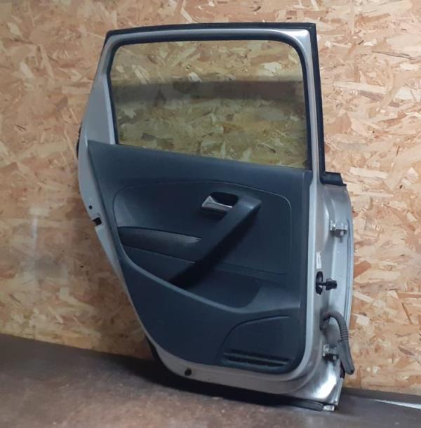 Porta Trás Esq VOLKSWAGEN POLO (6R1, 6C1) | 09 -  Imagem-2