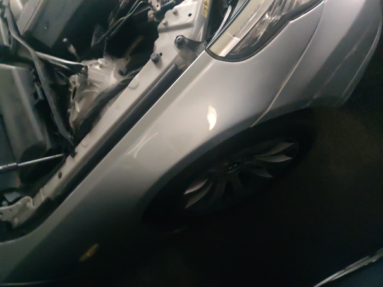 Braço de Suspensão Inferior Frente Direito BMW 5 (E60) | 01 - 10