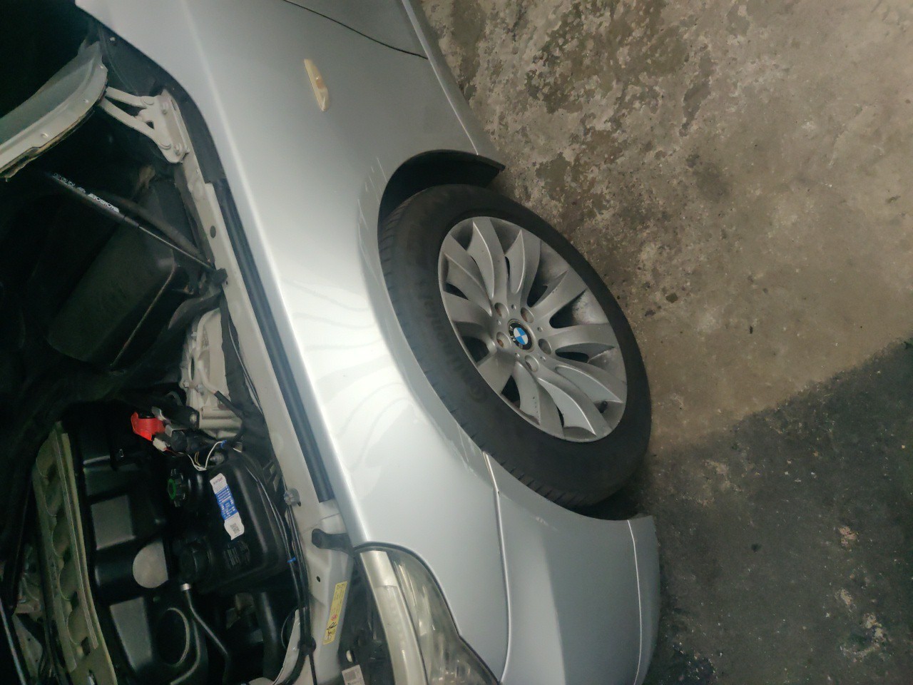 Braço de Suspensão Inferior Frente Esquerdo BMW 5 (E60) | 01 - 10