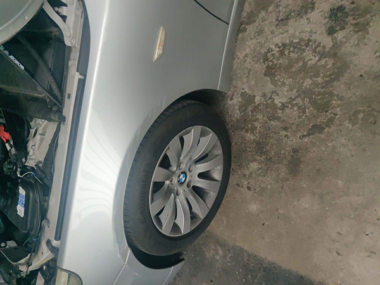 Manga de Eixo Frente Esquerda BMW 5 (E60) | 01 - 10