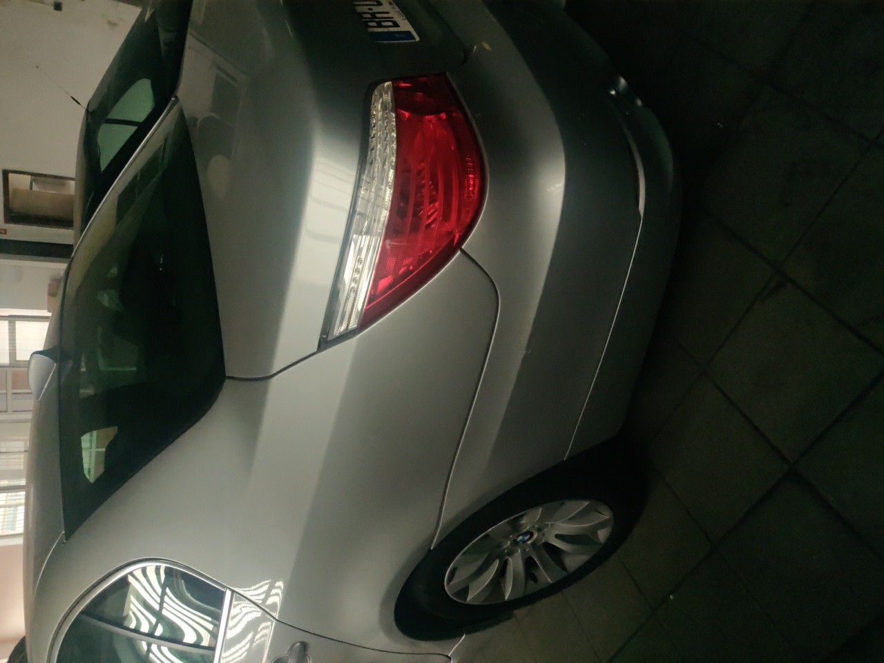 Cava de Roda Tras Esquerda resguardo BMW 5 (E60) | 01 - 10