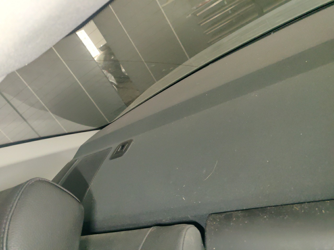 Cortina / Chapeleira da Mala BMW 5 (E60) | 01 - 10