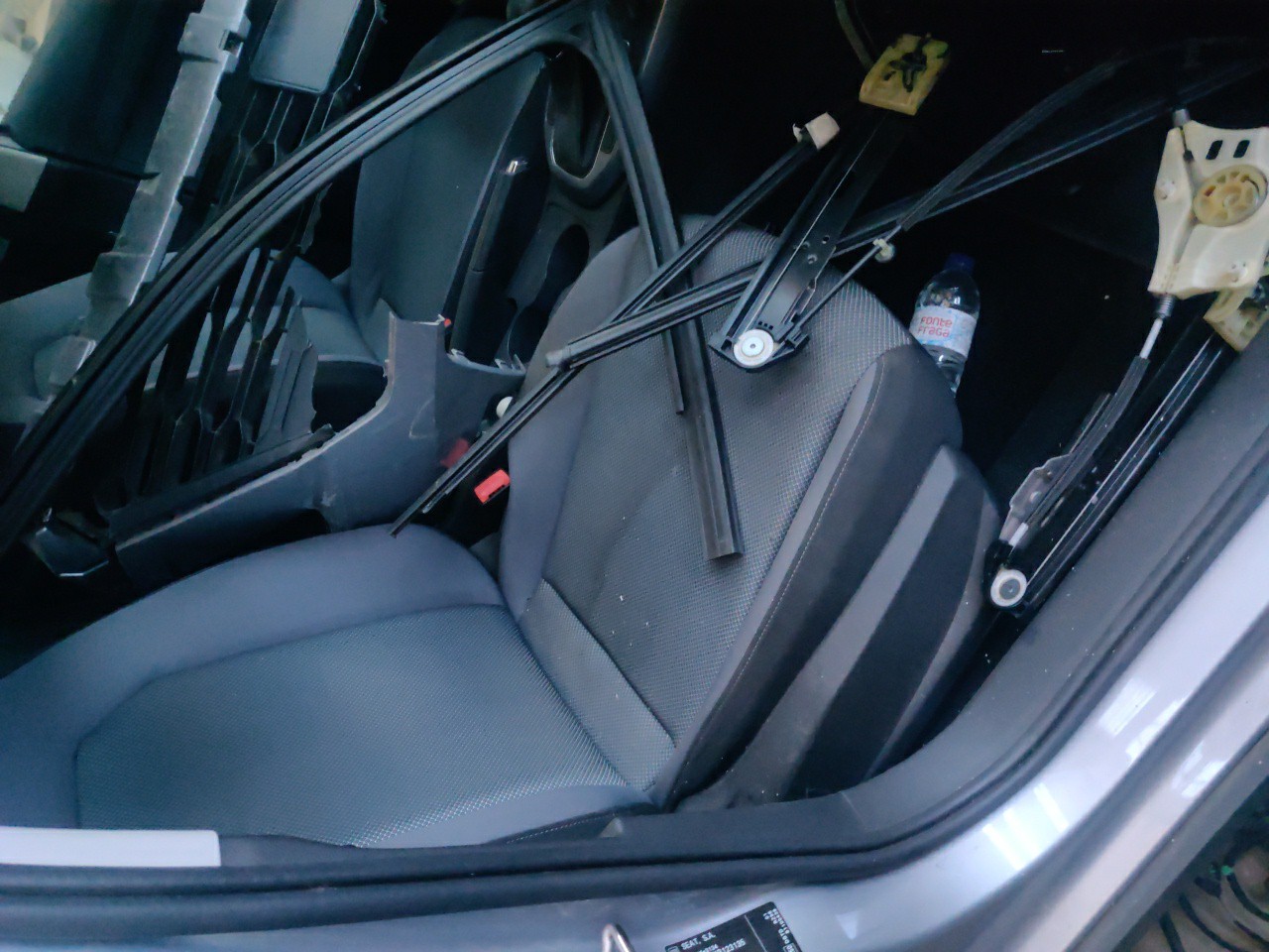 Borracha da Carroçaria Porta Frente Direita SEAT ARONA (KJ7) | 17 -  Imagem-2