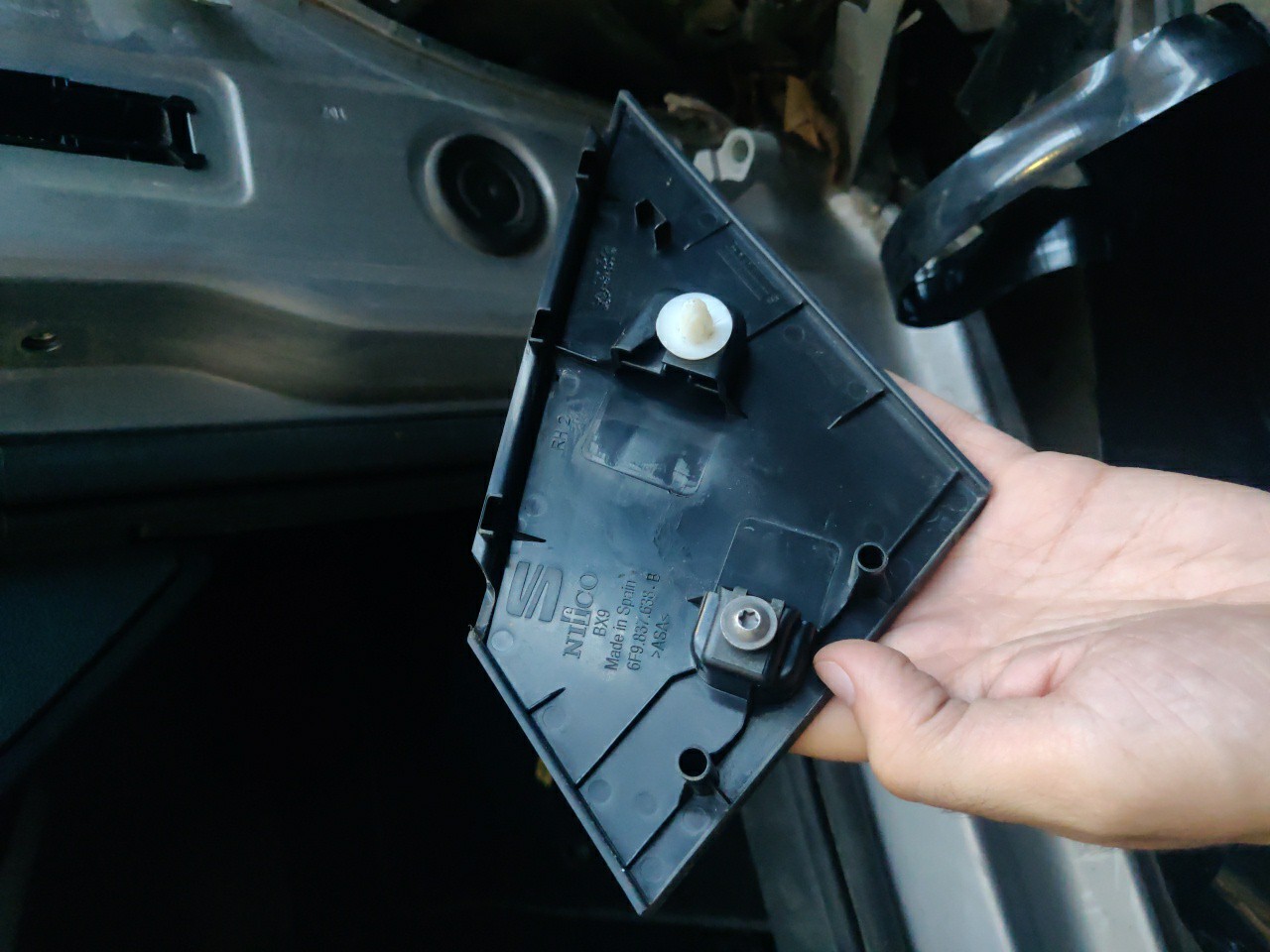Canto / Borracha Espelho Retrovisor Direito SEAT ARONA (KJ7) | 17 - 