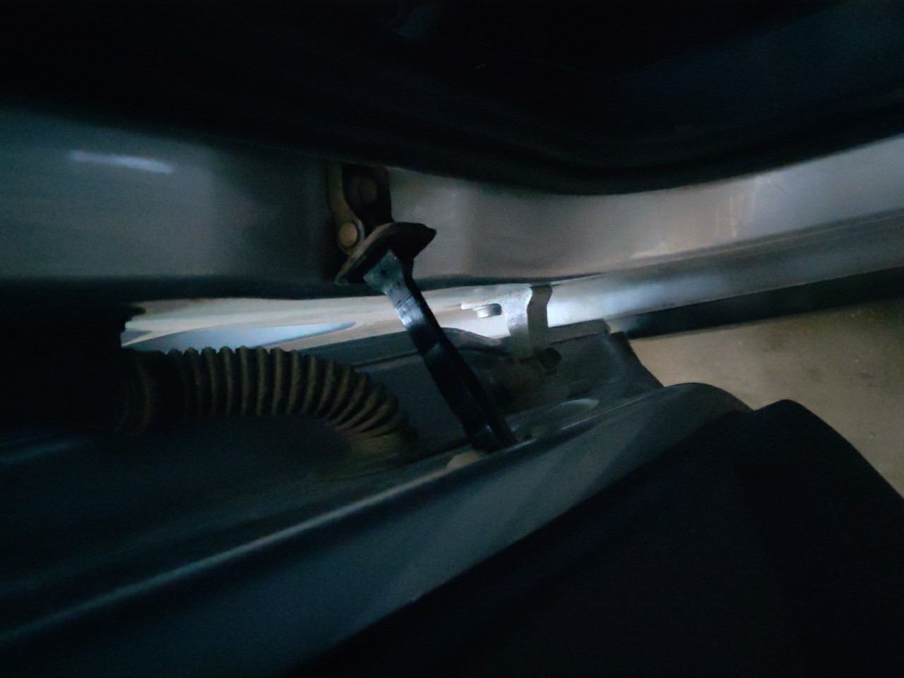Esticador Porta Tras Esquerdo SEAT ARONA (KJ7) | 17 - 