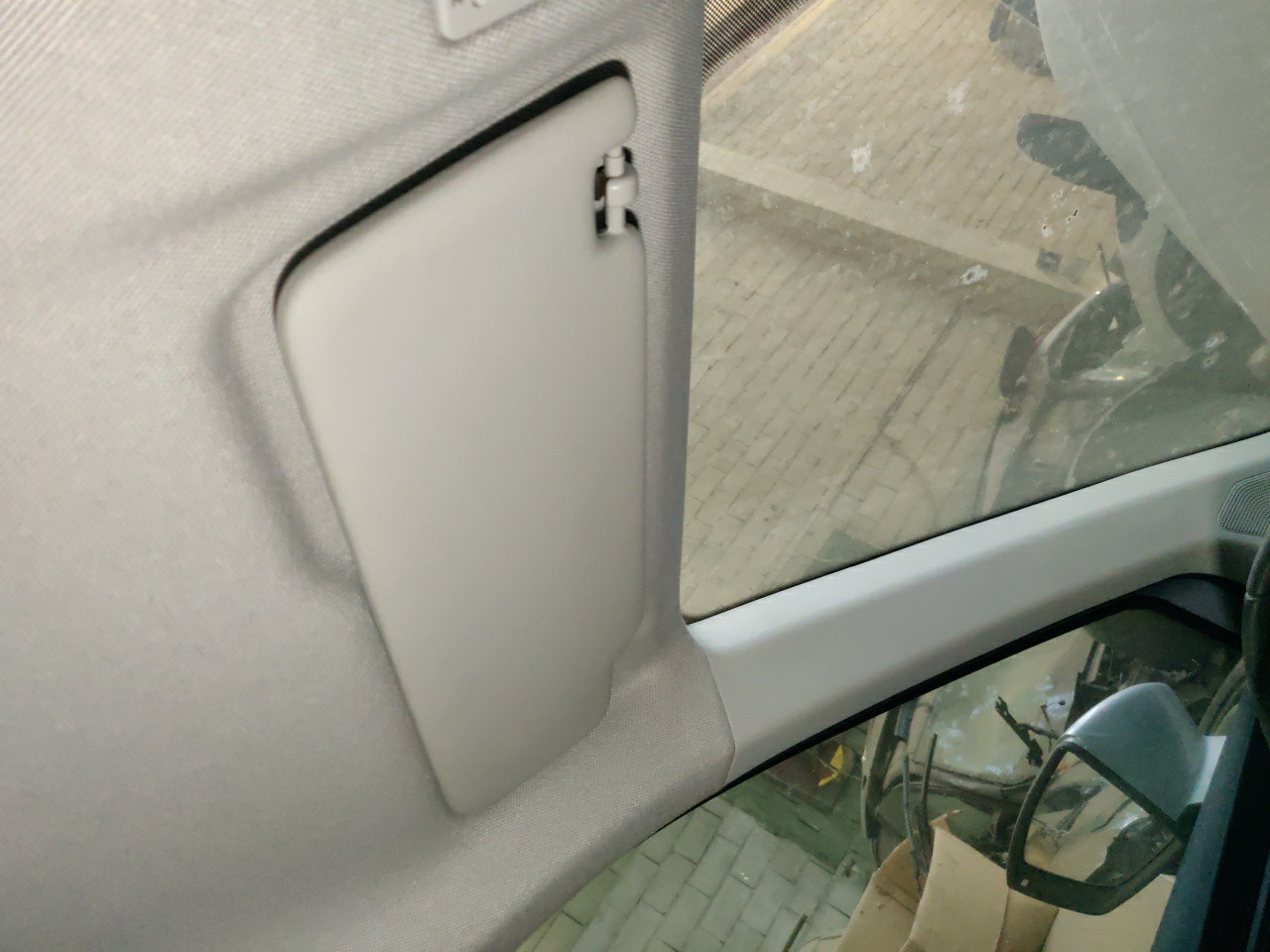 Pala de Sol Esquerda / tapa sol Condutor SEAT ARONA (KJ7) | 17 - 