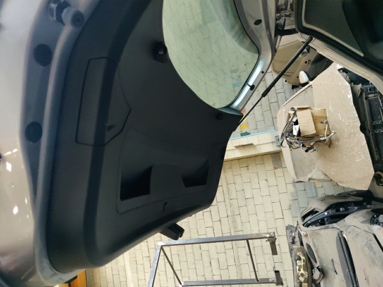 Farda / Quartela da Mala SEAT ARONA (KJ7) | 17 - 