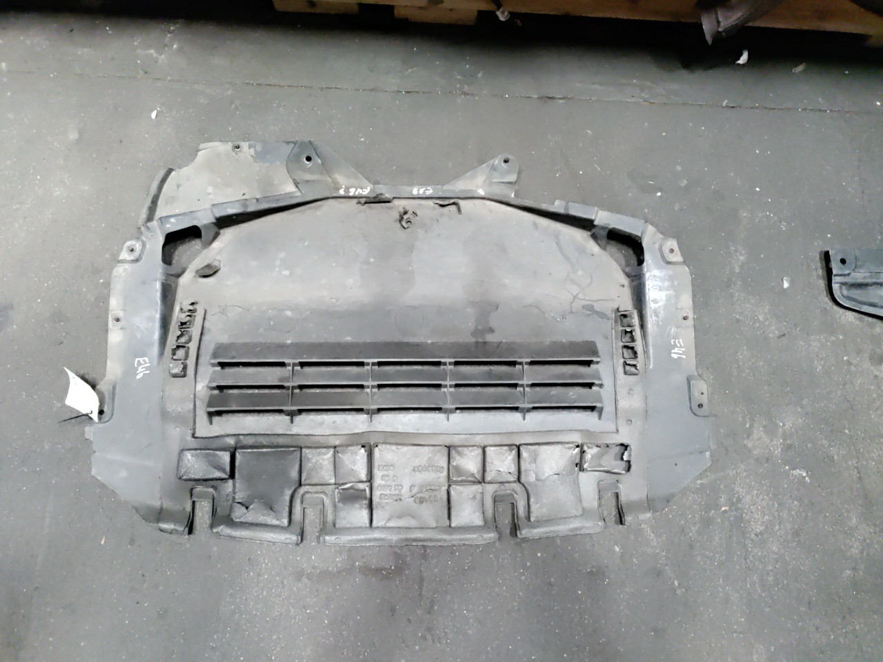 Blindagem / Resguardo Parachoques Frente BMW 5 (E39) | 95 - 03