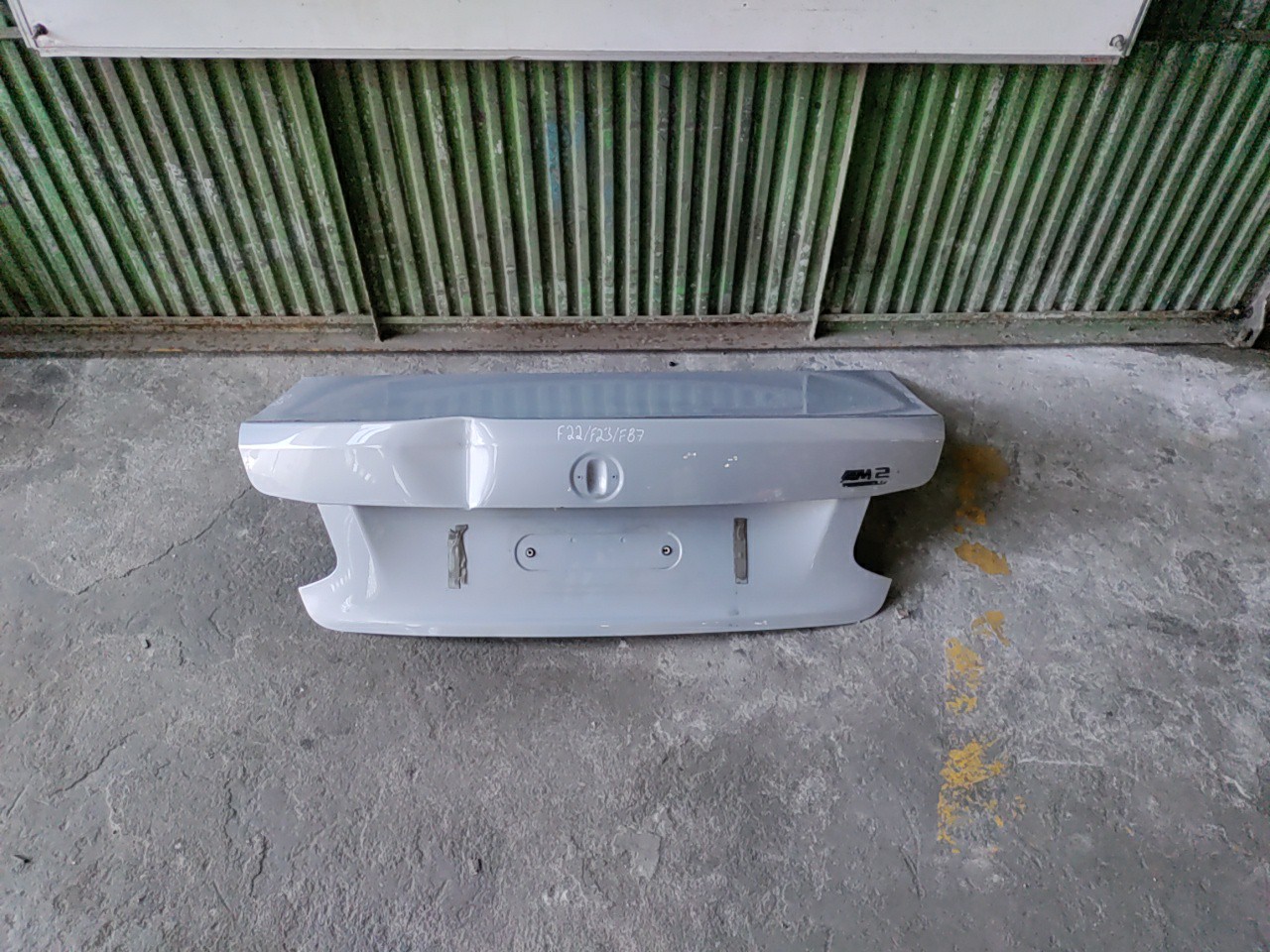 Tampa da Mala nua BMW 2 Coupé (F22, F87) | 12 - 