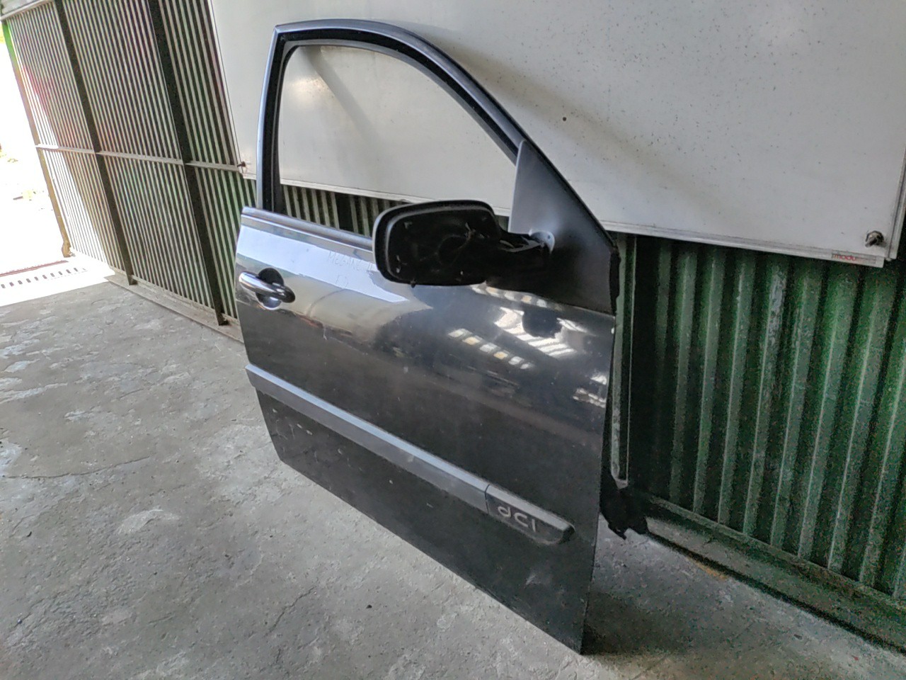 Porta Frente Direita com Acessorios RENAULT MEGANE II Grandtour (KM0/1_) | 03 - 12 Imagem-1