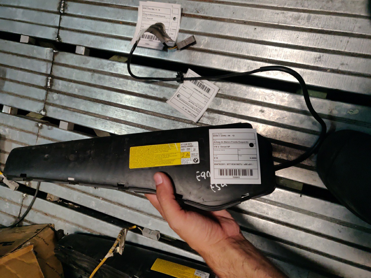 Airbag do Banco Frente Esquerdo BMW 3 (E90) | 04 - 12 Imagem-0 Airbag do Banco Frente Esquerdo BMW 3 (E90) | 04 - 12 Imagem-0
