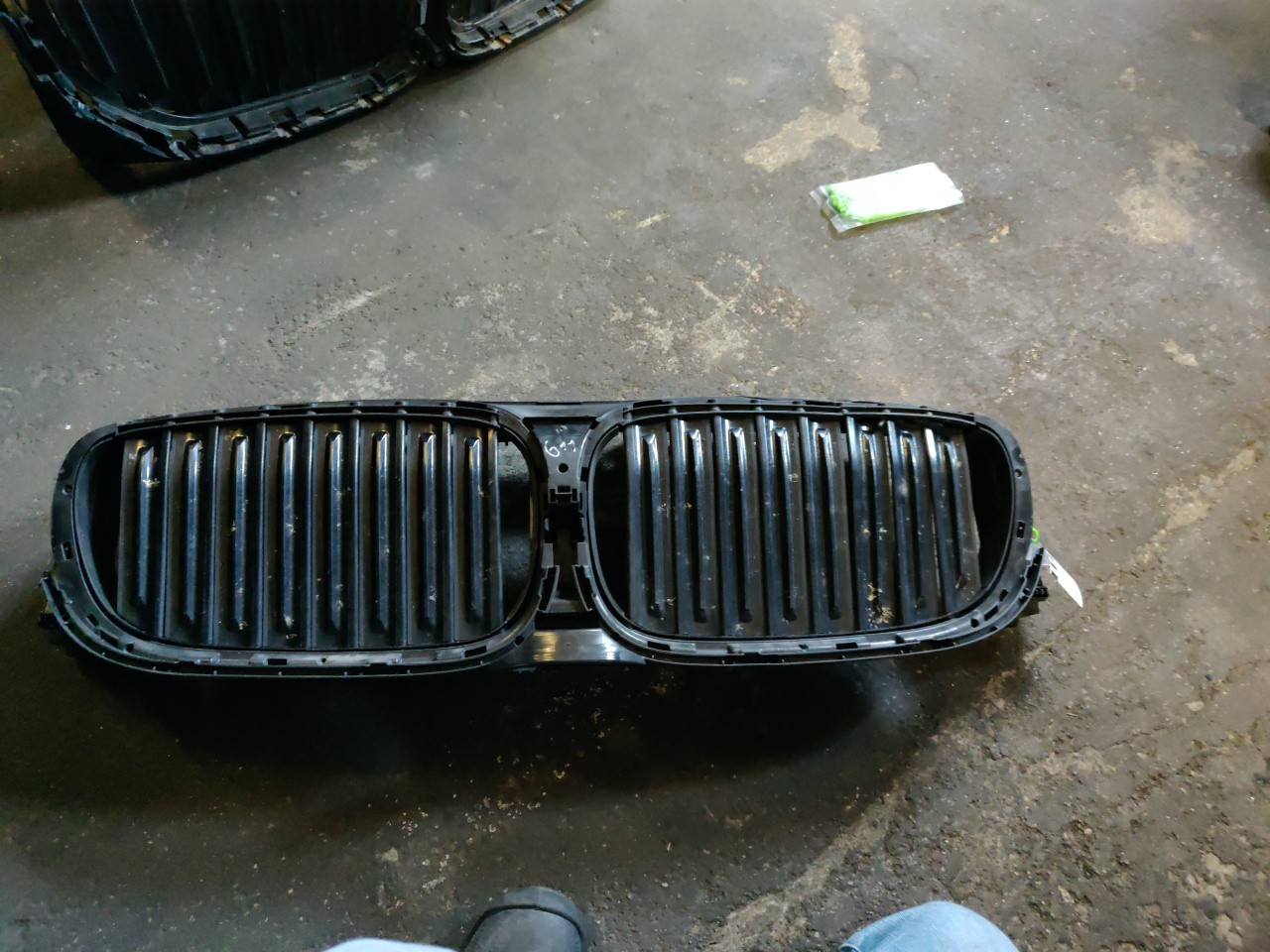 Entrada de Ar / Suporte da Grelha Frontal Central BMW 7 (G11, G12) | 15 - 