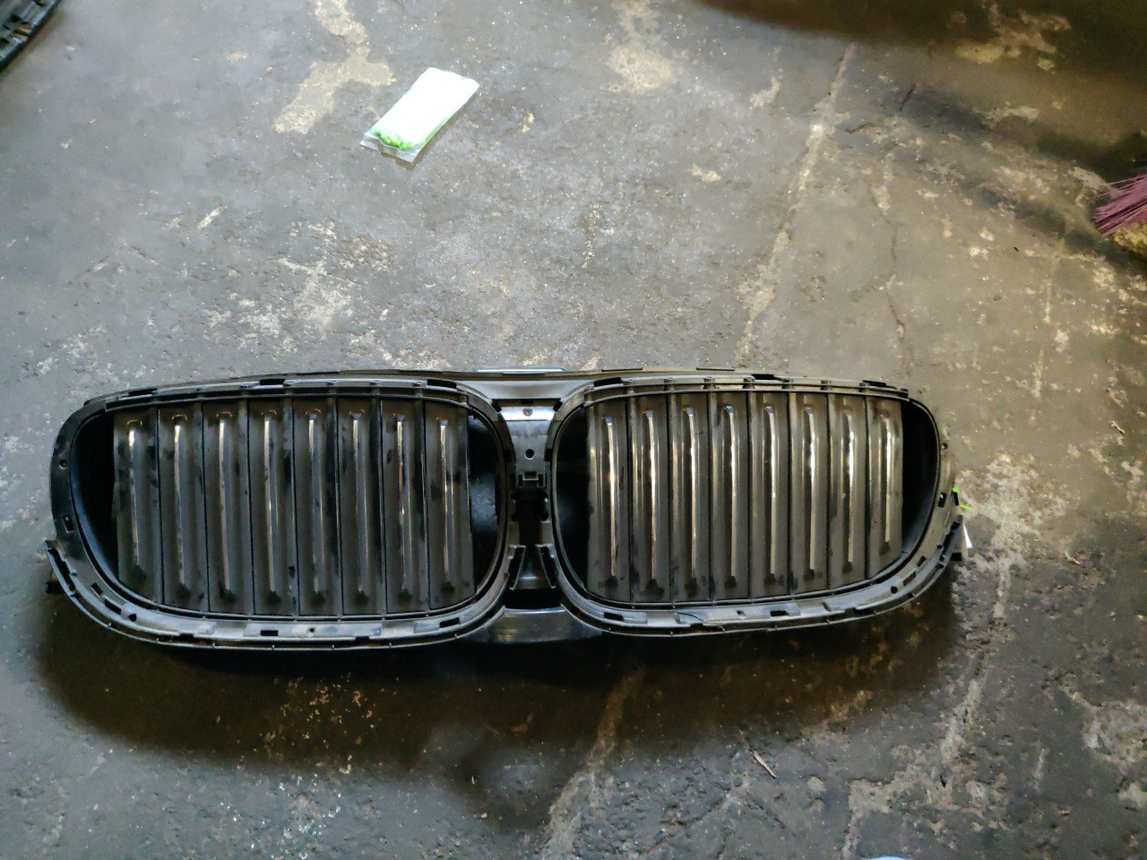 Entrada de Ar / Suporte da Grelha Frontal Central BMW 7 (G11, G12) | 15 - 